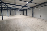 2 hale magazynowe 420 + 290m2. Biuro 120m2 razem. 830 m2 działka 2640 m2