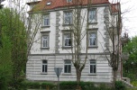Budynek w atrakcyjnej lokalizacji i ciekawej architekturze