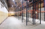 Hala magazynowa do wynajęcia magazyn 359 m2 Katowice regały biuro