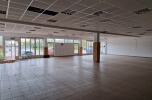 Lokal handlowy pod Biedronką