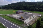 Nieruchomość komercyjna k. Krakowa  84ar / 285 m2 pow. biurowej + 180 m2 pow. magazynowej