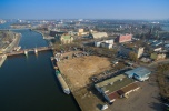 Plac z nabrzeżem w centrum Szczecina wynajmę 10 000 m² lub mniej. film